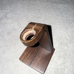 Apple Watch Stand - Picture 1 of 3