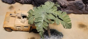 "RETIRED" Build-a-Rama 1:32 Scale Hand Painted WWII Deluxe Palm Tree W/Base Set - Picture 1 of 8