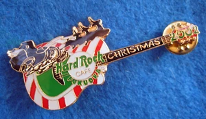 FUKUOKA WEIHNACHTEN XMAS SANTA SCHLITTENFAHRT RENTIER 2002 GITARRE Hard Rock Cafe PIN - Bild 1 von 1