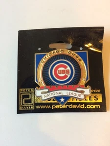 Chicago CUBS National League Pin, neuwertig Baseball Sport Peter David Sammlerstück - Bild 1 von 1