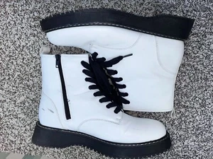 Women's Madden Girl "Kurrt" White & Black Combat Boots Size: 10M - Picture 1 of 7