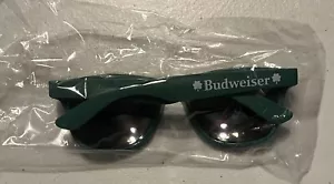 Occhiali da sole Budweiser montatura verde protezione UV giorno di San Patrizio - NUOVI - Foto 1 di 6