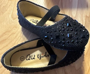 QQ Girls Black LOVELY Studded Shoes Bling Kid Size 5 - Picture 1 of 8