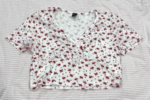 SHEIN TALLA M LIGERO PUNTO ACANALADO CROP TOP MANGA CORTA BLANCO Y ROJO - Imagen 1 de 7
