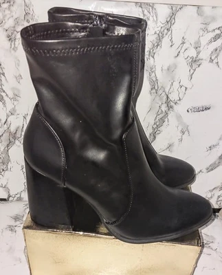 Botas pretas femininas Madden Girl "Riff" tamanho 9M - Imagem 1 de 4