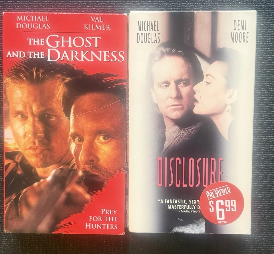 Michael Douglas Double Feature Disclosure And Ghost And The Darkness Foto 1 de 3