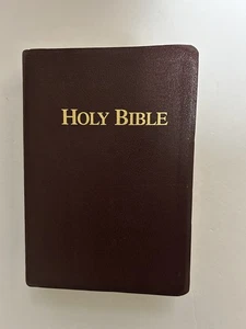 Holy Bible Subject Bible Topical Study & Reference Edition Daystar Faux Leather - Picture 1 of 14