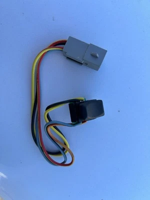NICE 1990-97 Lincoln Town Car Sun MoonRoof Switch Button Assembly Dome Light - Image 1 of 4