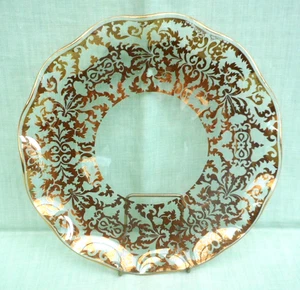 Chance Brothers glass serving plate - gold filigree pattern - 24.5 cm (9.65") - Picture 1 of 3