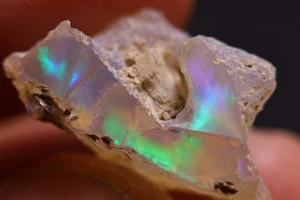 9.88 Cts AWESOME-ETHIOPIAN WELO OPAL ROUGH,"FLASH,PATTERN,BRIGHT 5/5,FIRE",VID - Picture 1 of 10