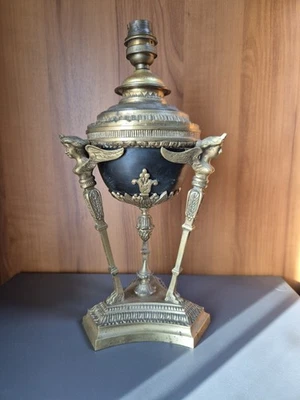 Lampe à Petrole Napoléon Athenienne Cariatide Ailée Bronze Style Empire - Photo 1/4