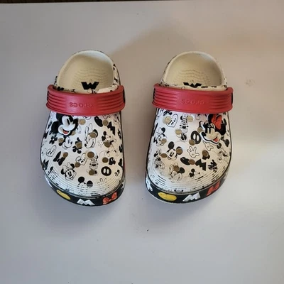 Zuecos CROCS para niños Mickey y Minnie Mouse - rojos y negros talla 10 Foto 1 de 4