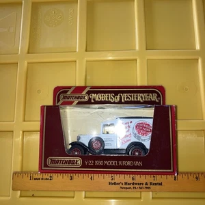 Matchbox Models of Yesteryear Y-22 1930 Model A Ford Van 1:40 Palm Toffee - Bild 1 von 6