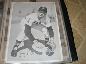 JERRY KINDALL 1960's VINTAGE  BLACK & WHITE ORIGINAL PHOTO CLEVELAND INDIANS - Picture 1 of 1