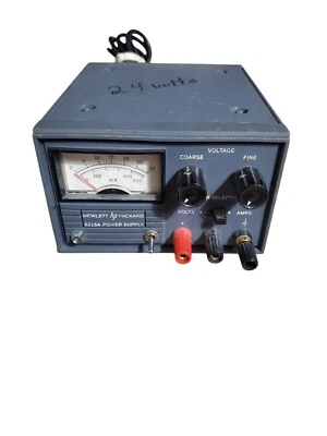 HP 6215A 25 VDC, 400 mA, 10 W, Analog Meter, DC Power Supply. Tested  - Image 1 of 4