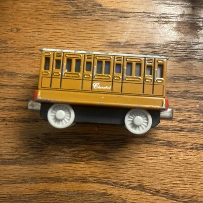 Thomas El Tanque Motor Clarabel Imán Metal Tren Vagón Foto 1 de 4
