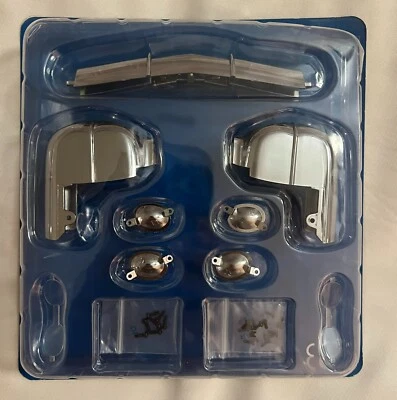 Eaglemoss GHOSTBUSTERS ECTO-1 Front Bumper Fog Lights Frame Lenses Stage 3 Part - Image 1 of 2