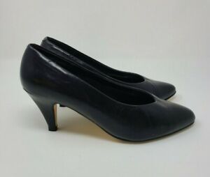 Newport News Women's Size 7.5W Black Leather Pumps High Heels Career Casual