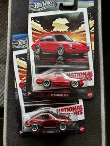 Hot Wheels National Icons ‘67 Porsche 911 R Chase and regular Spectraflame Red - Picture 1 of 4