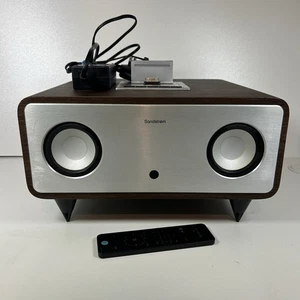 Sistema de altavoces inalámbricos Sandstrom SIPD9ST12 2.1 Bluetooth con base para iPod - Imagen 1 de 11