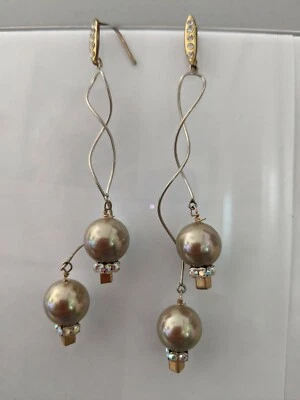 GORGEOUS GOLDEN COLOUR  SWAROVSKI CRYSTALS DROP EARRINGS LENGTH-10CM - Image 1 of 4
