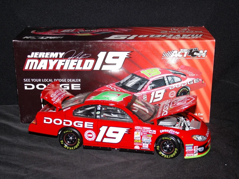 Jeremy Mayfield #19 Dodge Intrepid R/T 2002 1/24 Action Racing coleccionable Foto 1 de 1