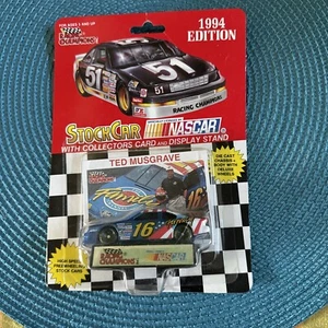 Racing Champions NASCAR 1994 Ted Musgrave Family #16 Ford Stock Car 1:64 scale - Picture 1 of 2
