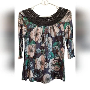 Meadow Rue Anthropologie Blouse Womans Small Floral Crochet Casual Classic - Picture 1 of 14