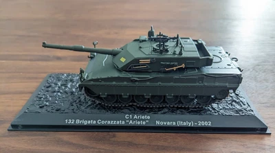 Combat Tanks 1:72 C1 Ariete 132 Brigata Corazzata Äriete" Novara Italy 2002 - Image 1 of 4