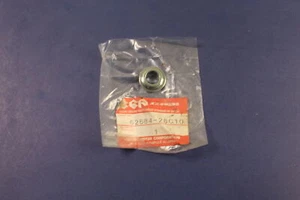 NOS Suzuki RM80 RM125 RM250 RMX250 Suspension Cushion Lever OEM 62684-28C10 - Picture 1 of 3
