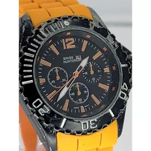 Retro Swiss Hunter Chronograph Watch - Vintage Vibes with Modern Function - Picture 1 of 8