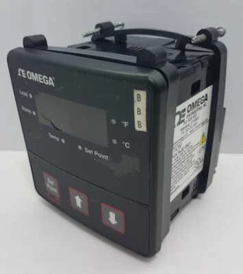 Omega CN2110 Series 1/4 DIN Compact Temperature Controller - Image 1 of 4