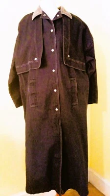 Plumero vaquero negro Pioneer Wear, cuello gris, frente a presión, busto de 48", 50" de largo Foto 1 de 4