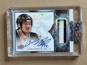 Mario Lemieux UD Splendor Hard-signed Auto 2017-18 /36 3-clr Patch Sealed Border - Bild 1 von 2