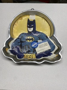 Wilton Batman Kuchenform Blech Vintage 1992 Batman 2105-6501 mit Einsatz & Anleitung - Bild 1 von 5