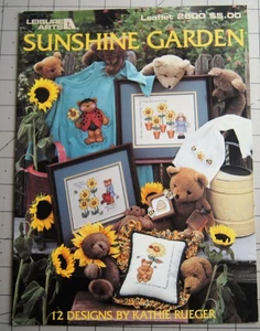 SUNSHINE GARDEN gezähltes Kreuzstich-Faltblatt von Leisure Arts # 2600 - Bild 1 von 2