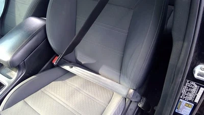 Used Front Left Seat Belt Front fits: 2017 Kia Sorento bucket seat driver retrac Foto 1 de 4