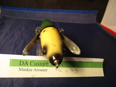 VINTAGE D.A. SEÑUELO DE PESCA PERSONALIZADO ALMIZCLE AROUSER BONITO RASTREADOR Foto 1 de 4