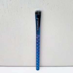 MAC 581 SES Duo Fibre Eye Shader Brush, Limited Edition, Brand New! - Picture 1 of 4