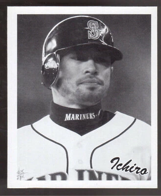 2008 UPPER DECK GOUDEY #260 ICHIRO SUZUKI MINI RED BACK BLACK & WHITE - Imagem 1 de 2