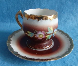 Biedermeier, 1 Mokkatasse + Untertasse, Blümchen, Goldstaffage, Porzellan - Bild 1 von 9