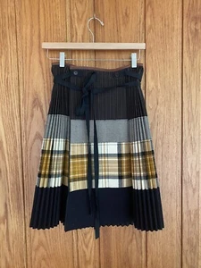 Jean Paul Gaultier Femme pleated wool wrap skirt, size 40/small, made in Italy - Picture 1 of 4