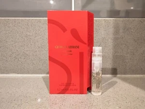 Giorgio Armani Si Passione Red Musk Ladies 1.2ml Eau De Parfum Mini Vial Spray - Picture 1 of 1