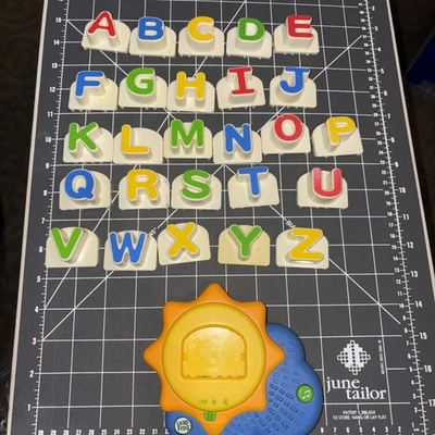 LEAPFROG Sunshine Fridge Phonics Magnetic Alphabet Set Complete. Tested.  - Image 1 of 3