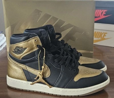 Air Jordan 1 ретро оригинальная высокая черная золотистая размер 10 - Изображение 1 из 4