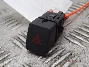 Nissan Qashqai J11 Intermitente Relé de Peligro Interruptor Botón Mk2 2014-2021Q - Imagen 1 de 6