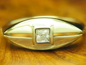 Anillo de oro 8kt 333 con ribete solitario de circonitas / RG 53,5 / 2,6g - Imagen 1 de 6