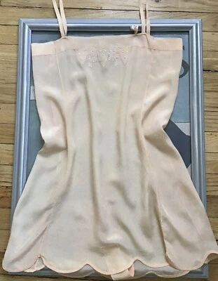 Antique 1920's 1930’s silk teddie / step in / slip - Trillium Brand Small Medium - Image 1 of 4
