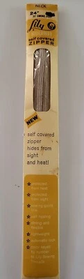  Винтажная металлическая бежевая молния Lily Hideaway Neck 24 дюйма - Изображение 1 из 4