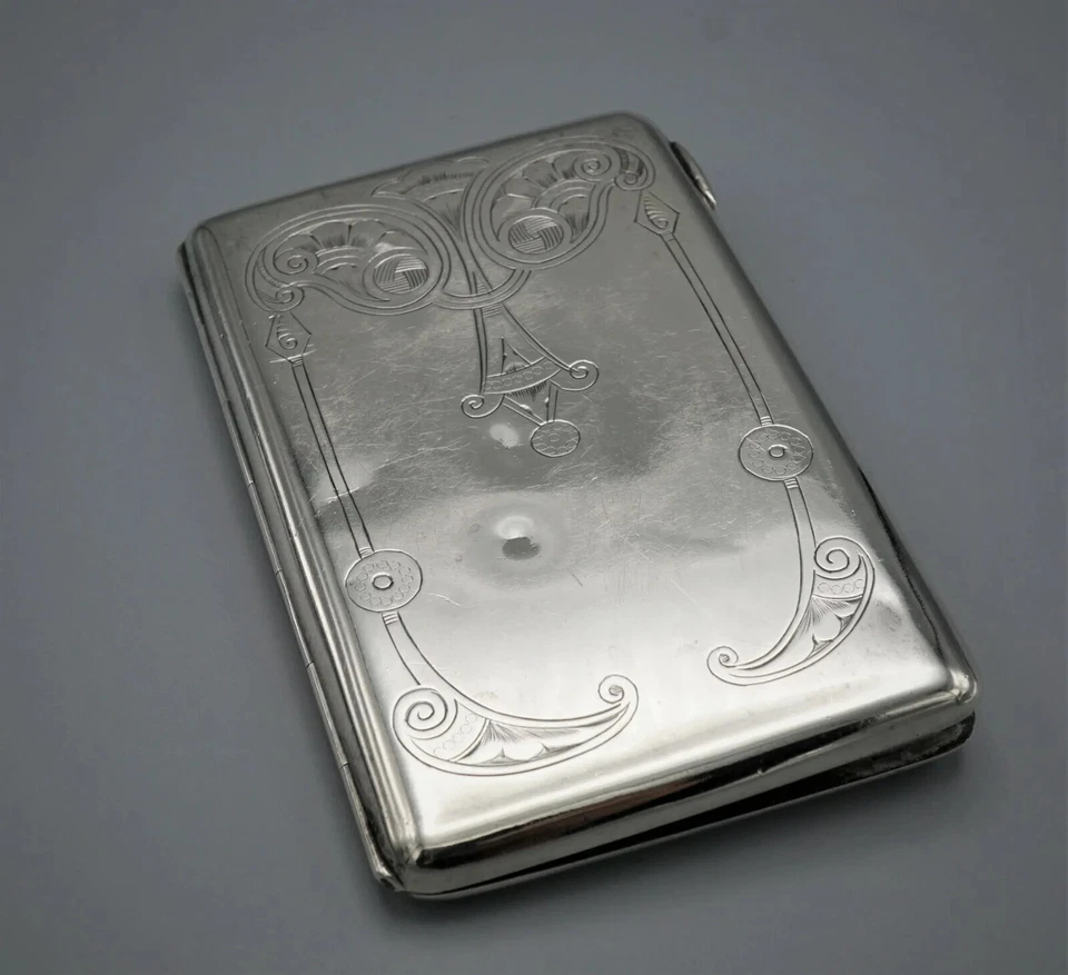 ANTIGUA CAJA DE CIGARRILLOS RUSA 84 PLATA POR VERHOVTSEV FEDOR, SELLO MOSCÚ Foto 1 de 4